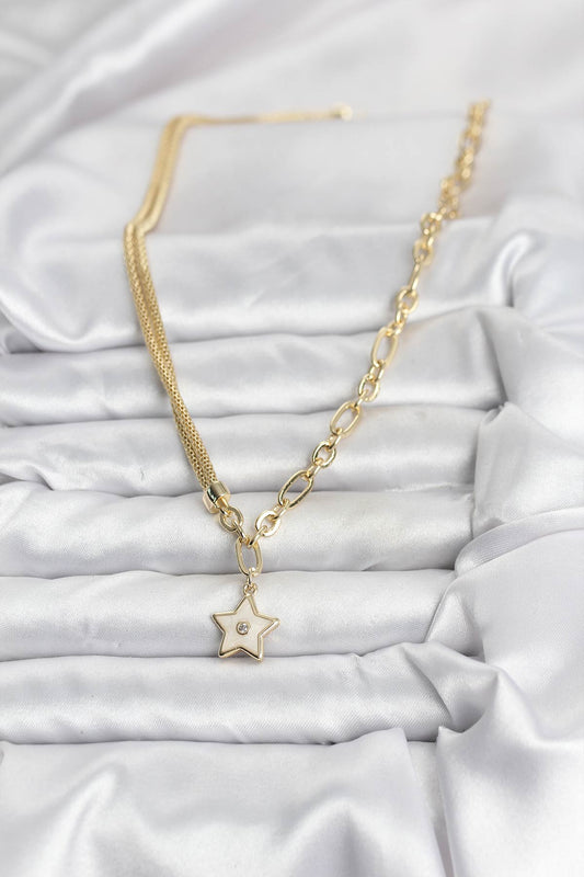 BKO10639 - Gold Renk Pirinç Yıldız Model Kadın Kolye