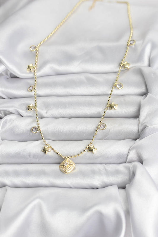 BKO10647 - Pirinç Gold Renk Zirkon Taşlı Kutup Yıldızı Model Kadın Kolye