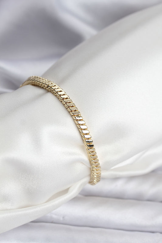 BB8114 - 14K Gold Renk Kaplama Kare Zincir Model CM Kadın Bileklik