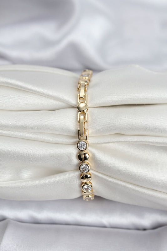 BB8123 - 14K Gold Renk Kaplama Zirkon Taşlı CM Kadın Bileklik